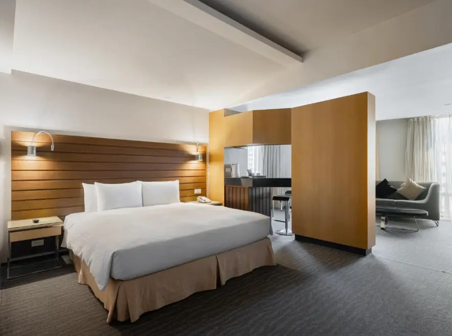 roomInfo.title